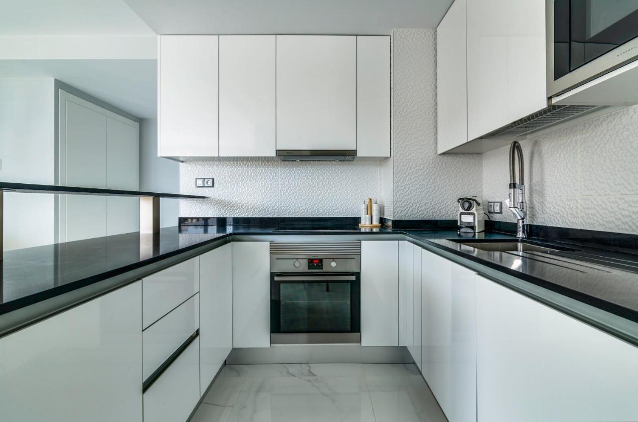 Infinity Sunny View Deluxe Apartment อาเรนาเลส เดล ซอล ภายนอก รูปภาพ
